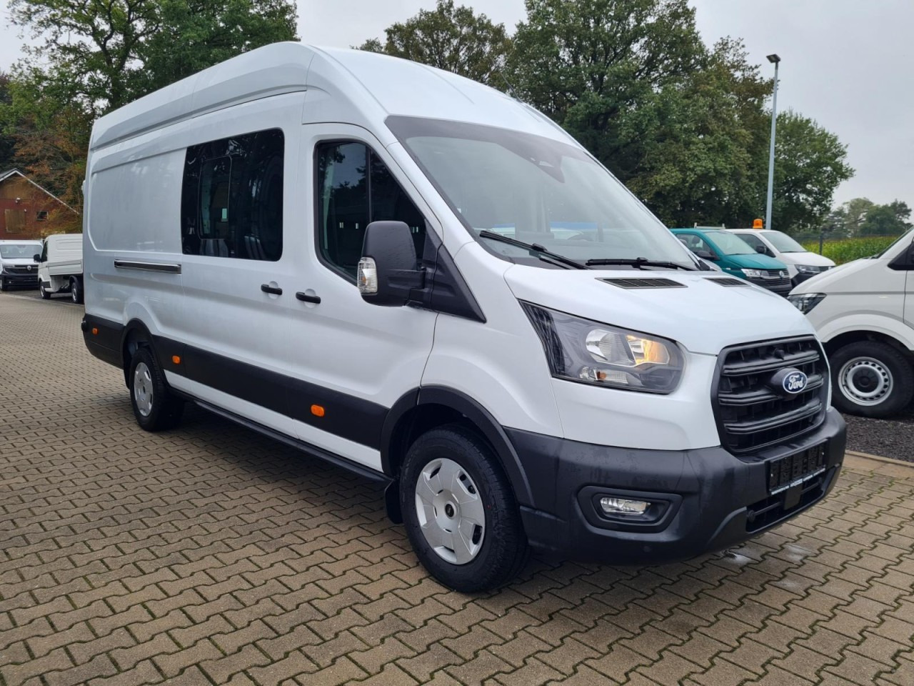Ford Transit 350 Kasten Doka L4H3 Trend 4x4 AHK KAMERA - Furgon, Dostavno vozilo sa duplom kabinom: slika 3 Ford Transit 350 Kasten Doka L4H3 Trend 4x4 AHK KAMERA - Furgon, Dostavno vozilo sa duplom kabinom: slika 3