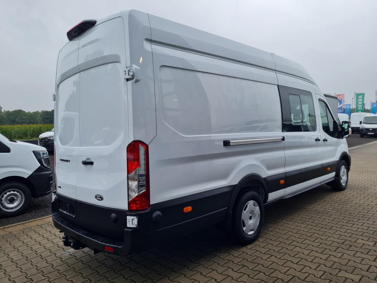Ford Transit 350 Kasten Doka L4H3 Trend 4x4 AHK KAMERA - Furgon, Dostavno vozilo sa duplom kabinom: slika 4 Ford Transit 350 Kasten Doka L4H3 Trend 4x4 AHK KAMERA - Furgon, Dostavno vozilo sa duplom kabinom: slika 4