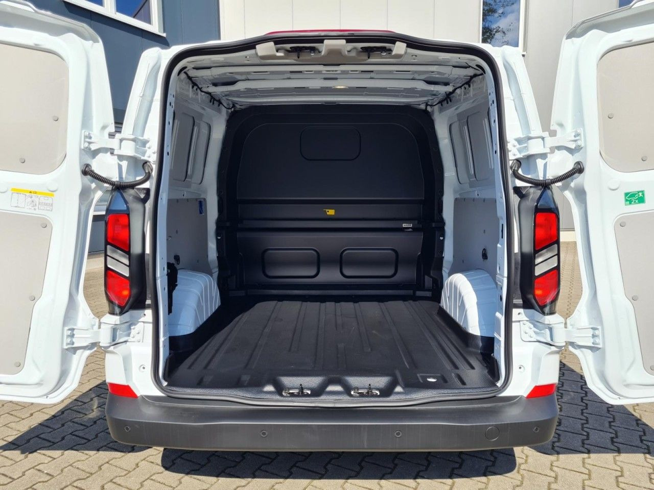 Ford Transit Custom Kasten Doka L2 Trend KLIMA - Mali kombi, Dostavno vozilo sa duplom kabinom: slika 5 Ford Transit Custom Kasten Doka L2 Trend KLIMA - Mali kombi, Dostavno vozilo sa duplom kabinom: slika 5