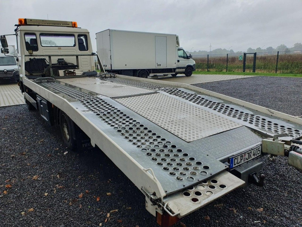 MAN LE 8.180 Autotransporter evtl. mit Anhänger - Kamion za prevoz automobila: slika 4 MAN LE 8.180 Autotransporter evtl. mit Anhänger - Kamion za prevoz automobila: slika 4