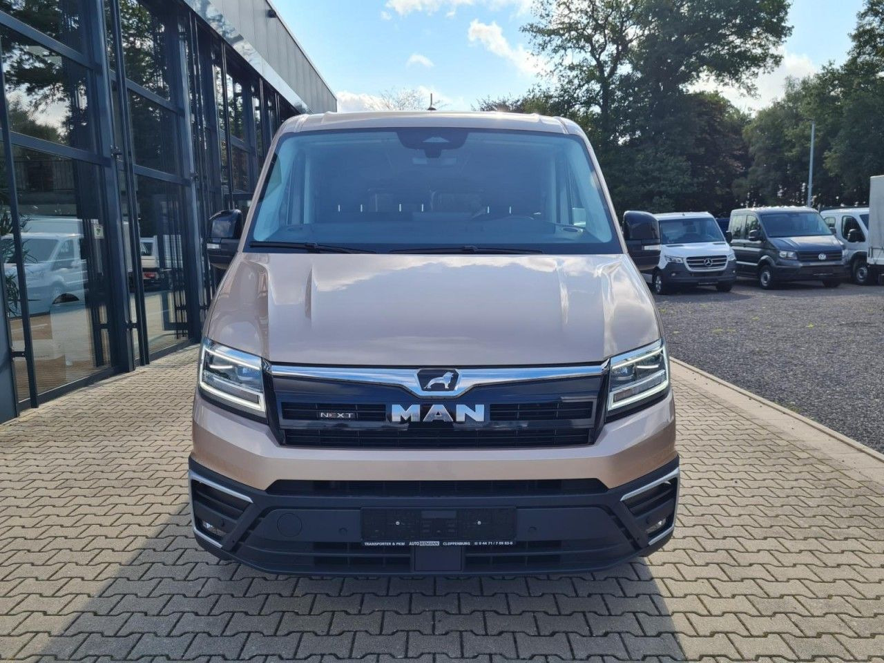 MAN TGE 3.180 TDi Kombi 9 Sitzer LED LM KAMERA Sonde - Putnički kombi: slika 2 MAN TGE 3.180 TDi Kombi 9 Sitzer LED LM KAMERA Sonde - Putnički kombi: slika 2