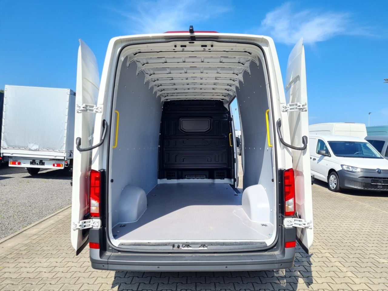 Man TGE 3.140 Kasten lang L4H3 KAMERA LED HOLZLADEBODEN - Furgon: slika 5 Man TGE 3.140 Kasten lang L4H3 KAMERA LED HOLZLADEBODEN - Furgon: slika 5