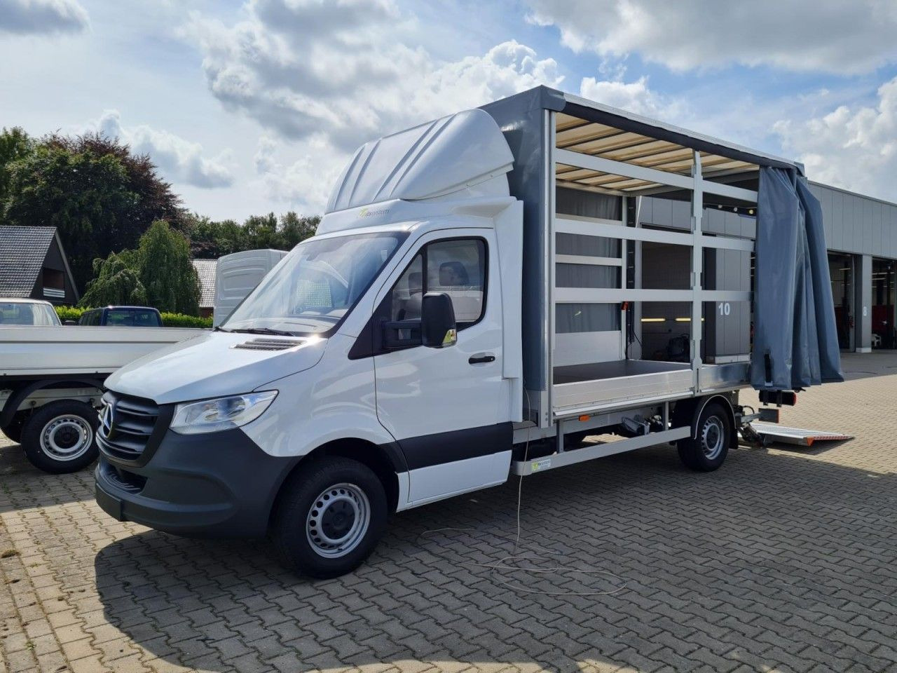 Mercedes-Benz Sprinter 315 Cdi Pritsche Schiebe Plane LBW KLIM - Dostavno vozilo sa ceradom: slika 2 Mercedes-Benz Sprinter 315 Cdi Pritsche Schiebe Plane LBW KLIM - Dostavno vozilo sa ceradom: slika 2