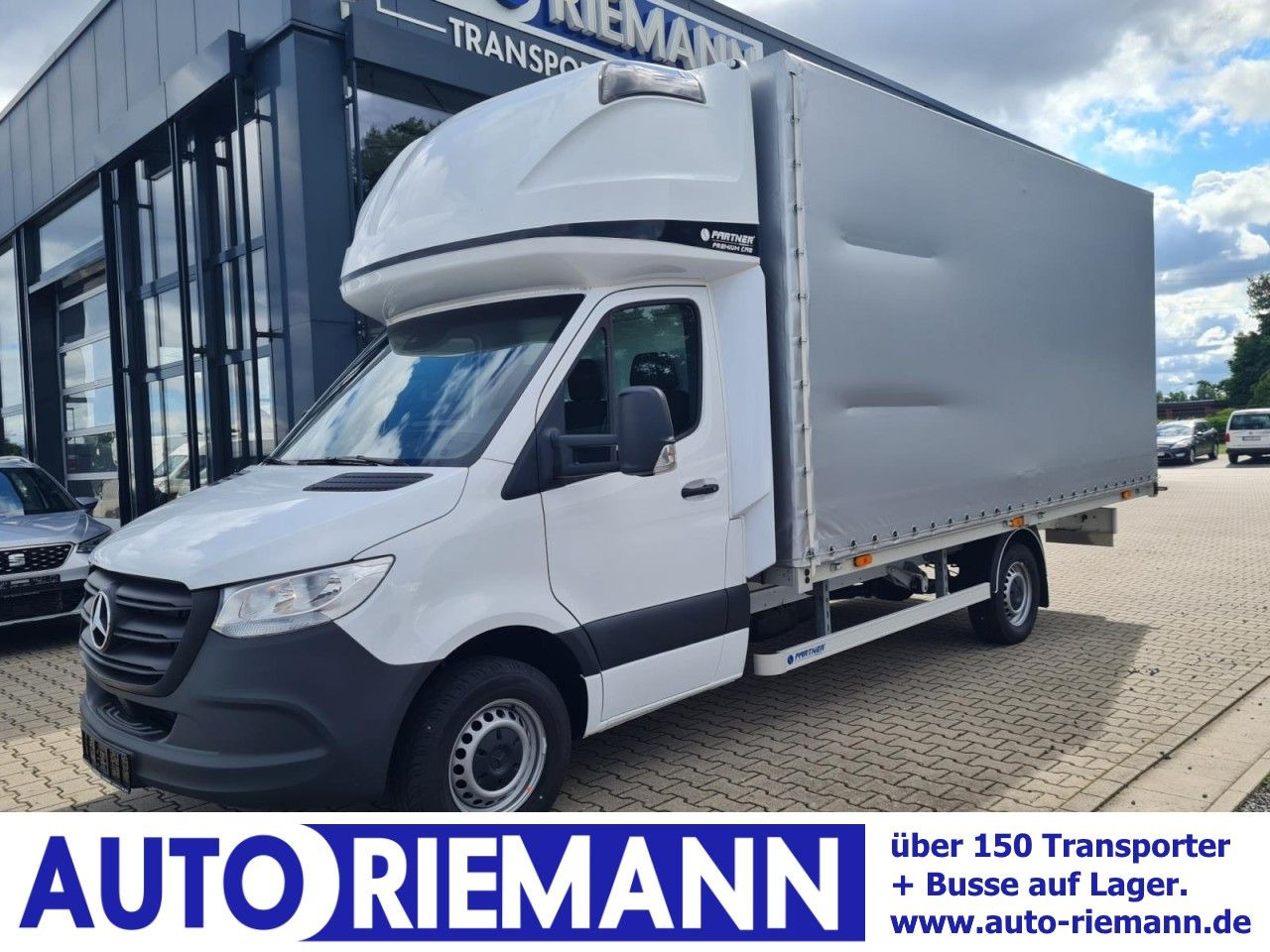 Mercedes-Benz Sprinter 317 CDI Pritsche Plane Schlafkab. RWD - Dostavno vozilo sa ceradom: slika 1 Mercedes-Benz Sprinter 317 CDI Pritsche Plane Schlafkab. RWD - Dostavno vozilo sa ceradom: slika 1