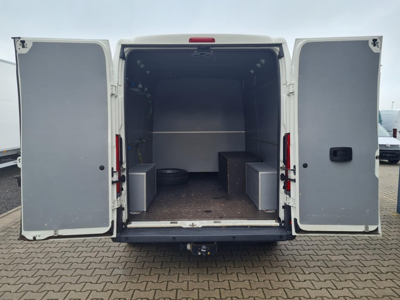 Peugeot Boxer Kasten L3H2 Doka 6-Sitze AHK PDC KLIMA - Mali kombi, Dostavno vozilo sa duplom kabinom: slika 5 Peugeot Boxer Kasten L3H2 Doka 6-Sitze AHK PDC KLIMA - Mali kombi, Dostavno vozilo sa duplom kabinom: slika 5