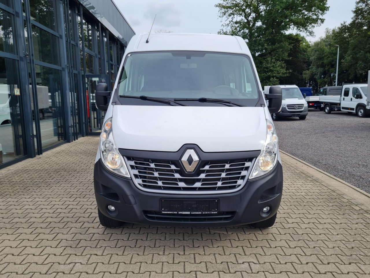 Renault Master 35 Kasten LR Doka 6-Sitze 4x4 Allrad AHK KLIMA PDC - Furgon, Dostavno vozilo sa duplom kabinom: slika 2 Renault Master 35 Kasten LR Doka 6-Sitze 4x4 Allrad AHK KLIMA PDC - Furgon, Dostavno vozilo sa duplom kabinom: slika 2