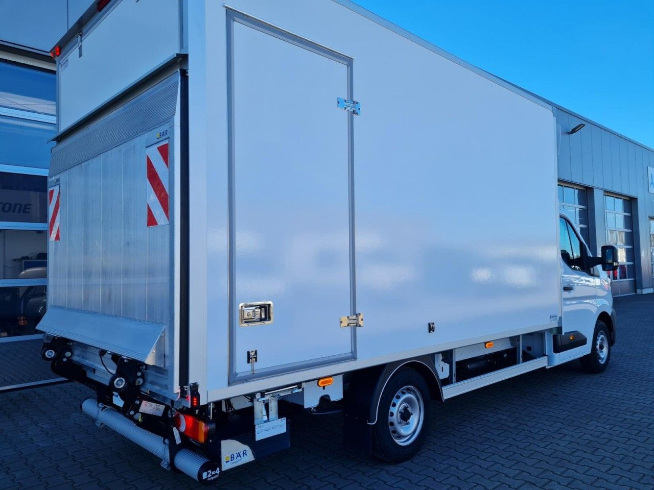 Renault Master 35 New Möbel Koffer LBW KLIMA TEMPOMAT - Dostavno vozilo sa zatvorenim sandukom: slika 4 Renault Master 35 New Möbel Koffer LBW KLIMA TEMPOMAT - Dostavno vozilo sa zatvorenim sandukom: slika 4