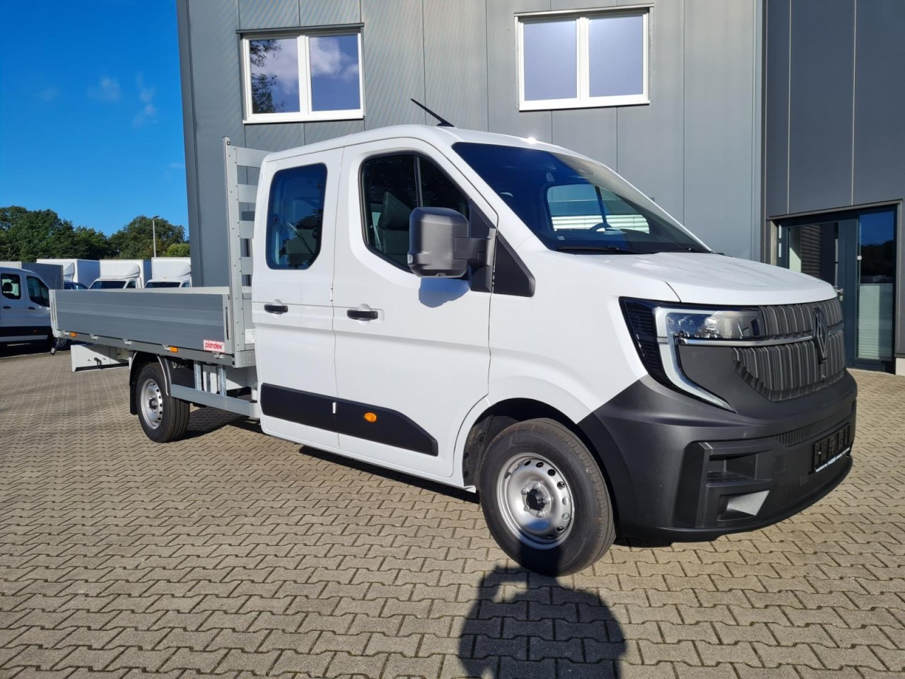 Renault Master New 3,5t Doka dCi 170 L3H1 Lang - Dostavno vozilo s ravnom platformom, Dostavno vozilo sa duplom kabinom: slika 3 Renault Master New 3,5t Doka dCi 170 L3H1 Lang - Dostavno vozilo s ravnom platformom, Dostavno vozilo sa duplom kabinom: slika 3