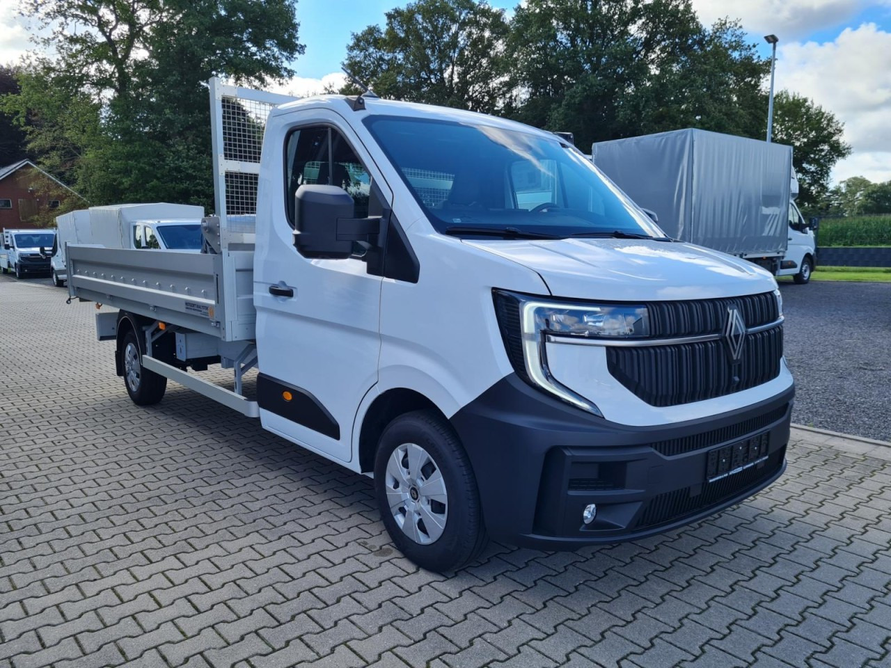 Renault Master New 35 Kipper KLIMA NAVI/APP PDC LUFTFEDERUNG - Dostavno vozilo kiper: slika 4 Renault Master New 35 Kipper KLIMA NAVI/APP PDC LUFTFEDERUNG - Dostavno vozilo kiper: slika 4