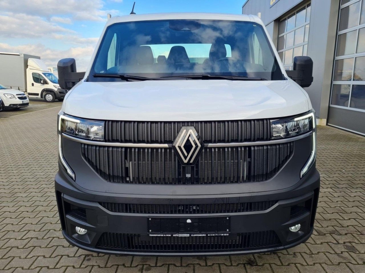 Renault Master New 35 Pritsche lang KLIMA KOMFORT TEMPOM - Dostavno vozilo s ravnom platformom: slika 2 Renault Master New 35 Pritsche lang KLIMA KOMFORT TEMPOM - Dostavno vozilo s ravnom platformom: slika 2