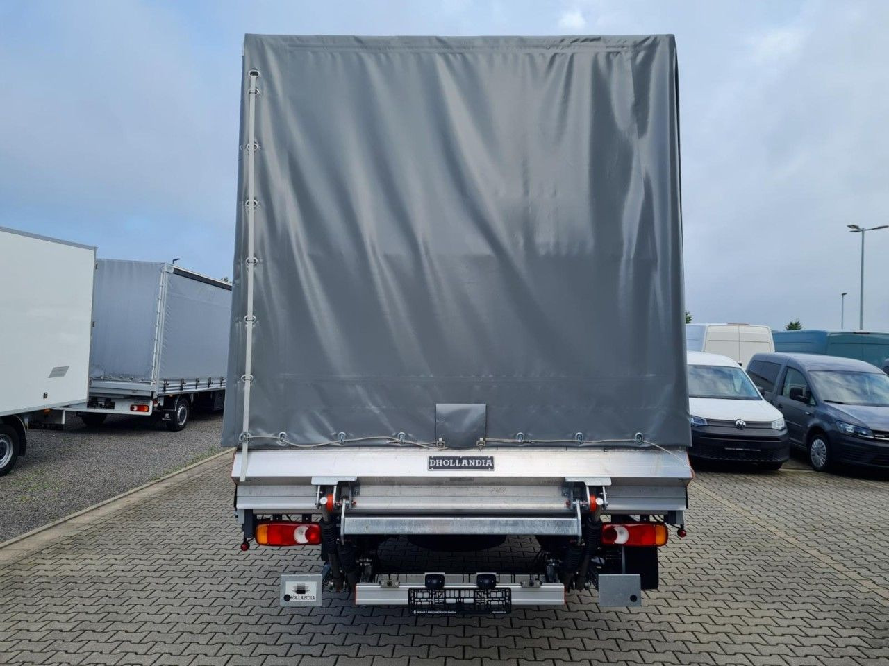 Renault Master Pritsche 2x Schiebe Plane Schlafkab LBW - Dostavno vozilo sa ceradom: slika 4 Renault Master Pritsche 2x Schiebe Plane Schlafkab LBW - Dostavno vozilo sa ceradom: slika 4
