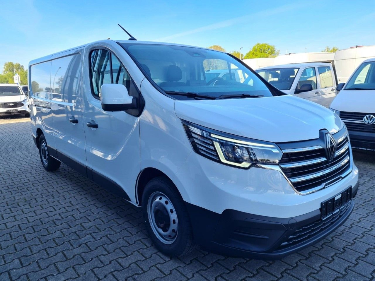 Renault Trafic Kühlkasten dCi 130 L2H1 3,0t Navi App Kli - Dostavno vozilo hladnjača: slika 3 Renault Trafic Kühlkasten dCi 130 L2H1 3,0t Navi App Kli - Dostavno vozilo hladnjača: slika 3