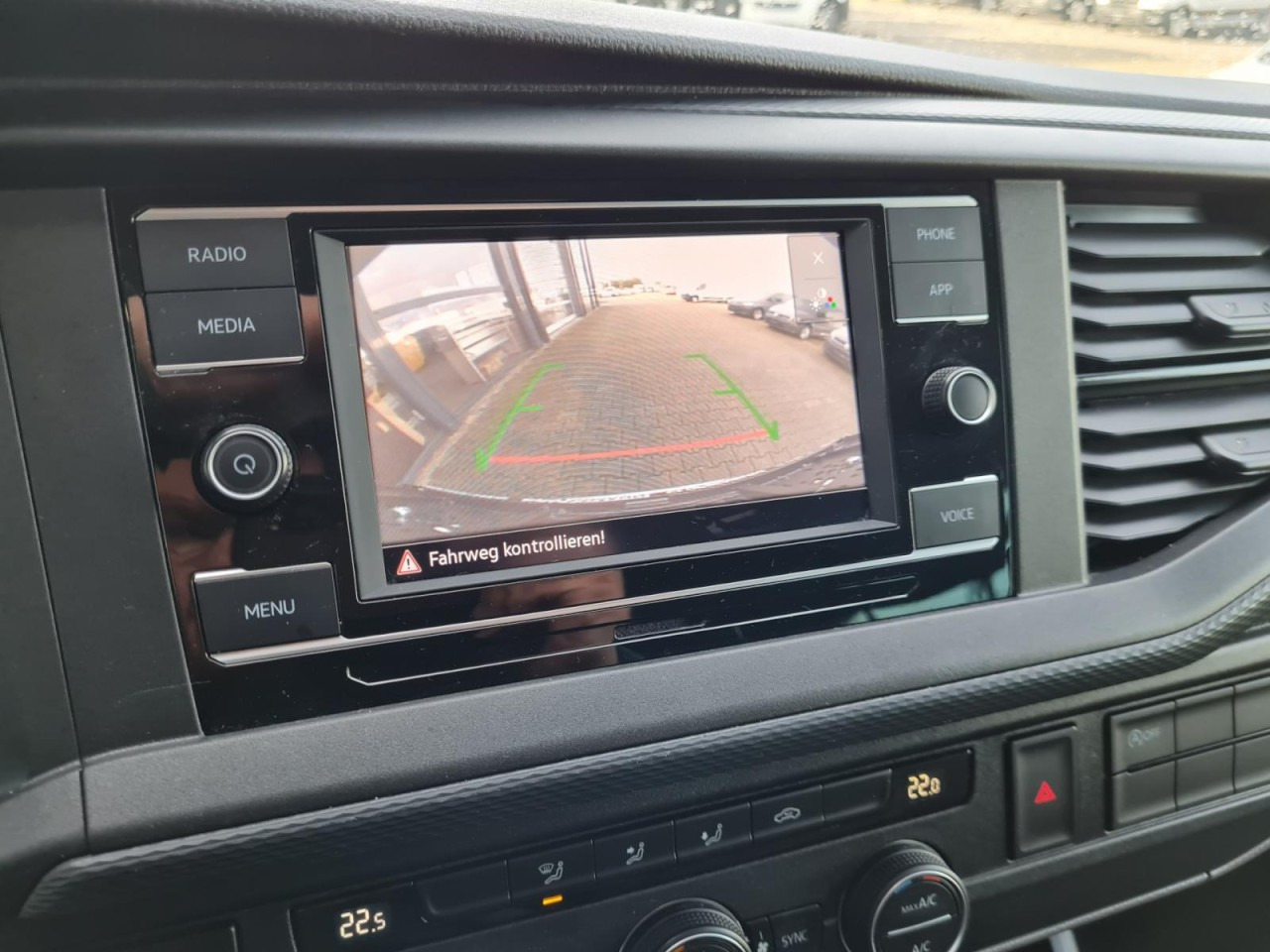 Minibus, Putnički kombi VW Volkswagen T6.1 Caravelle TDI lang 9 Sitzer 2 Schiebetüren Trendl.: slika 15 Minibus, Putnički kombi VW Volkswagen T6.1 Caravelle TDI lang 9 Sitzer 2 Schiebetüren Trendl.: slika 15