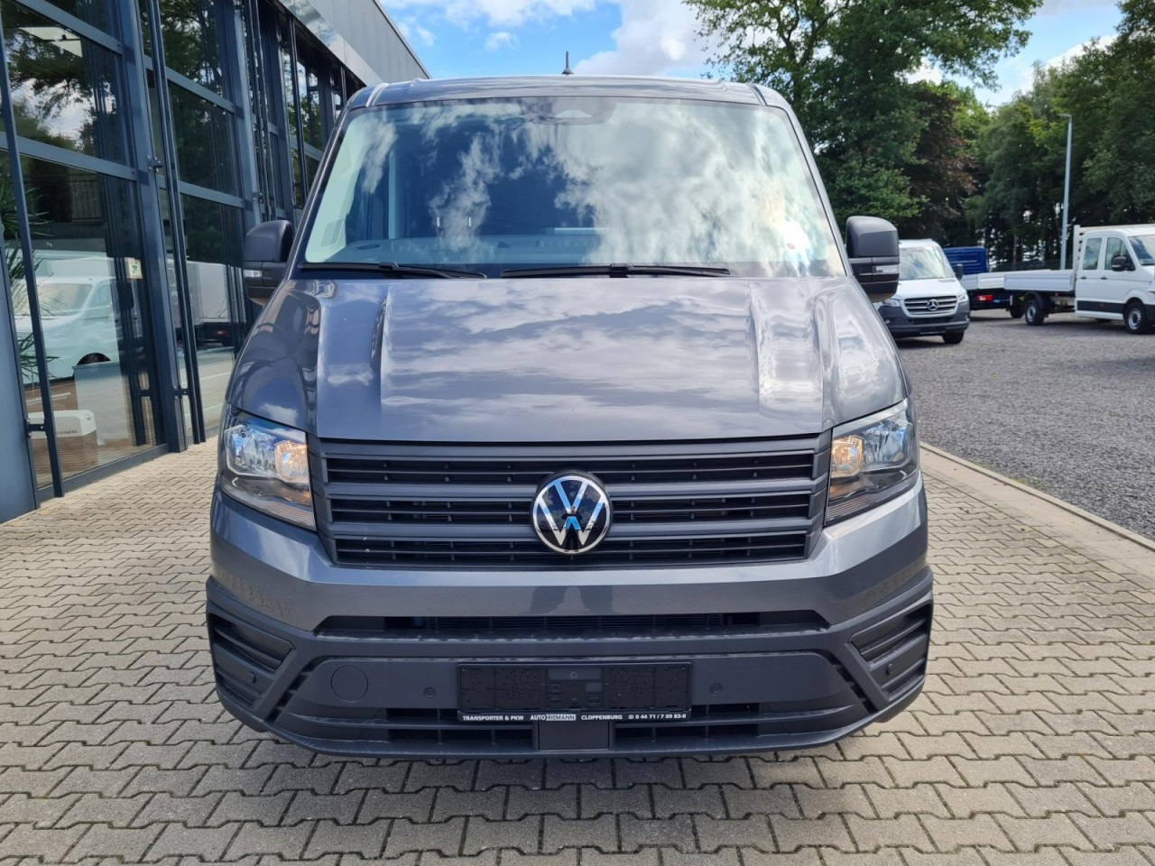 Volkswagen Crafter 35 DOKA 7-Sitze Maxi L4 KLIMA TEMPOMAT - Dostavno vozilo s ravnom platformom, Dostavno vozilo sa duplom kabinom: slika 2 Volkswagen Crafter 35 DOKA 7-Sitze Maxi L4 KLIMA TEMPOMAT - Dostavno vozilo s ravnom platformom, Dostavno vozilo sa duplom kabinom: slika 2