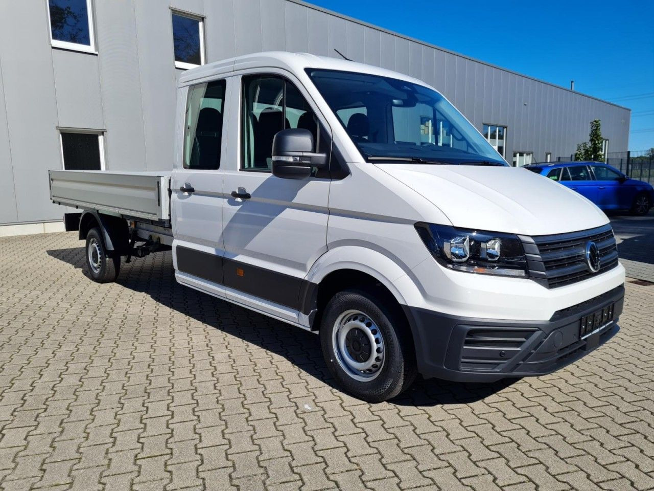 Volkswagen Crafter 35 DOKA 7-Sitze lang L4 KLIMA TEMPOMAT - Dostavno vozilo s ravnom platformom, Dostavno vozilo sa duplom kabinom: slika 3 Volkswagen Crafter 35 DOKA 7-Sitze lang L4 KLIMA TEMPOMAT - Dostavno vozilo s ravnom platformom, Dostavno vozilo sa duplom kabinom: slika 3