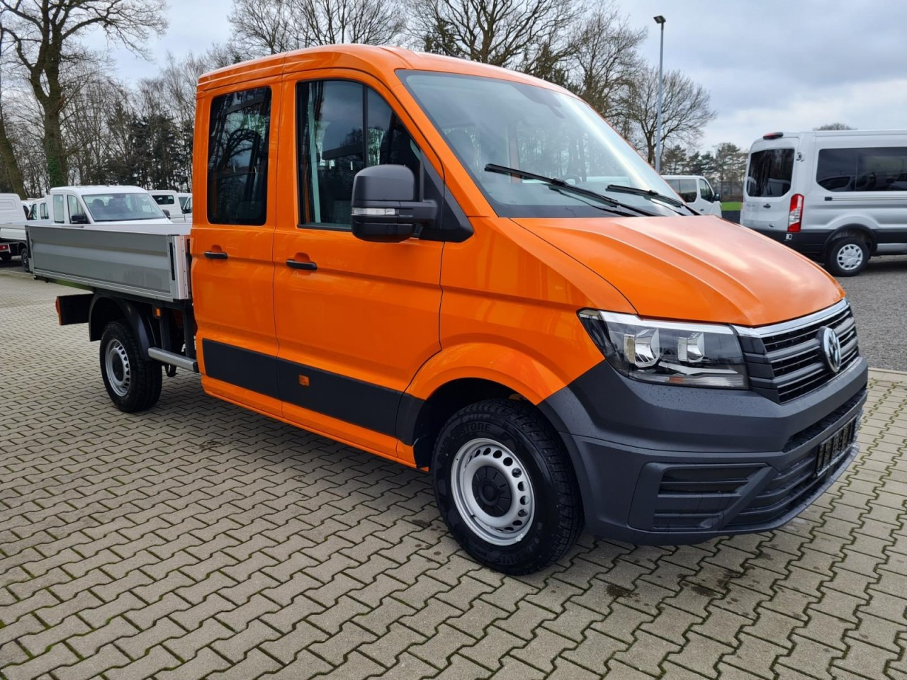 Volkswagen Crafter 35 Doka TDI MR AHK ERGO KLIMA Tempomat - Dostavno vozilo s ravnom platformom, Dostavno vozilo sa duplom kabinom: slika 4 Volkswagen Crafter 35 Doka TDI MR AHK ERGO KLIMA Tempomat - Dostavno vozilo s ravnom platformom, Dostavno vozilo sa duplom kabinom: slika 4