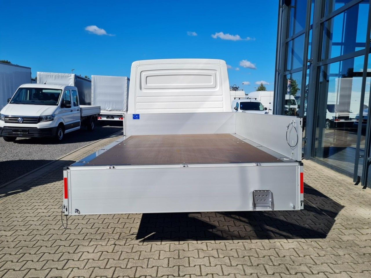 Volkswagen Crafter 35 Doka TDI Pritsche MR KLIMA TEMPOMAT - Dostavno vozilo s ravnom platformom, Dostavno vozilo sa duplom kabinom: slika 5 Volkswagen Crafter 35 Doka TDI Pritsche MR KLIMA TEMPOMAT - Dostavno vozilo s ravnom platformom, Dostavno vozilo sa duplom kabinom: slika 5