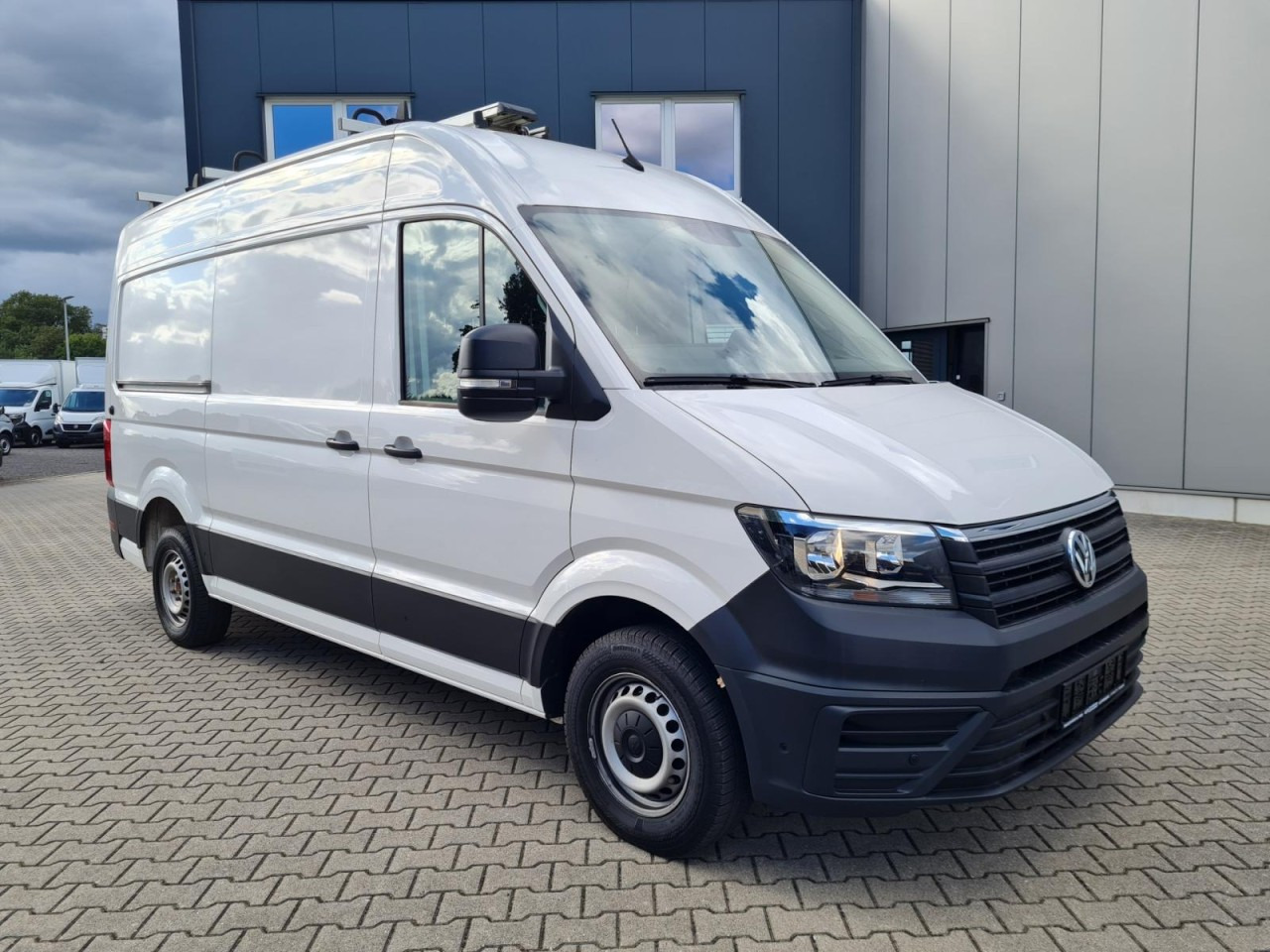 Volkswagen Crafter 35 Kasten L3H2 KAMERA KLIMA NAVI REGALE - Furgon: slika 3 Volkswagen Crafter 35 Kasten L3H2 KAMERA KLIMA NAVI REGALE - Furgon: slika 3