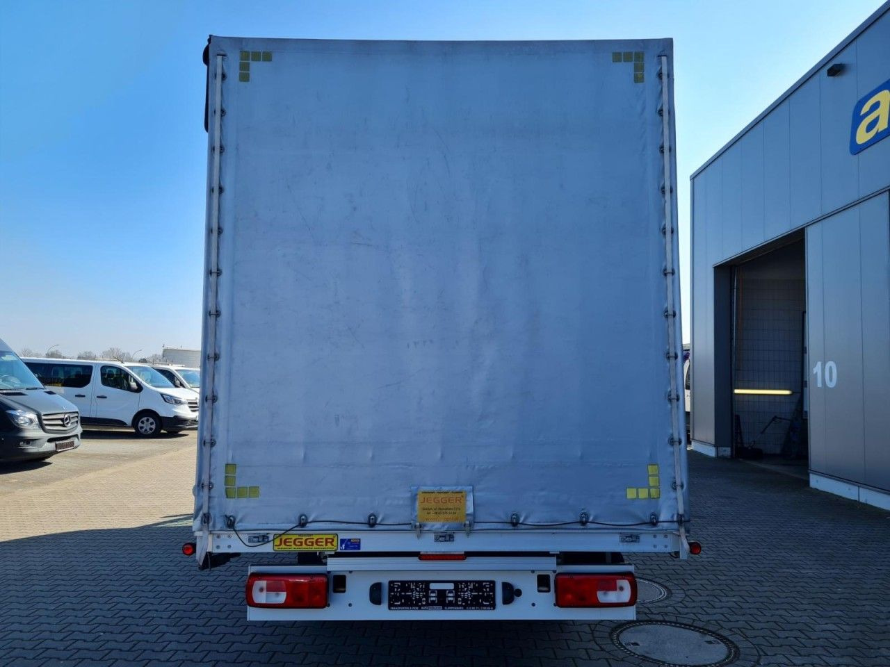 Volkswagen Crafter 35 Pritsche Plane Schlafkabine LED TEMPO - Dostavno vozilo sa ceradom: slika 5 Volkswagen Crafter 35 Pritsche Plane Schlafkabine LED TEMPO - Dostavno vozilo sa ceradom: slika 5