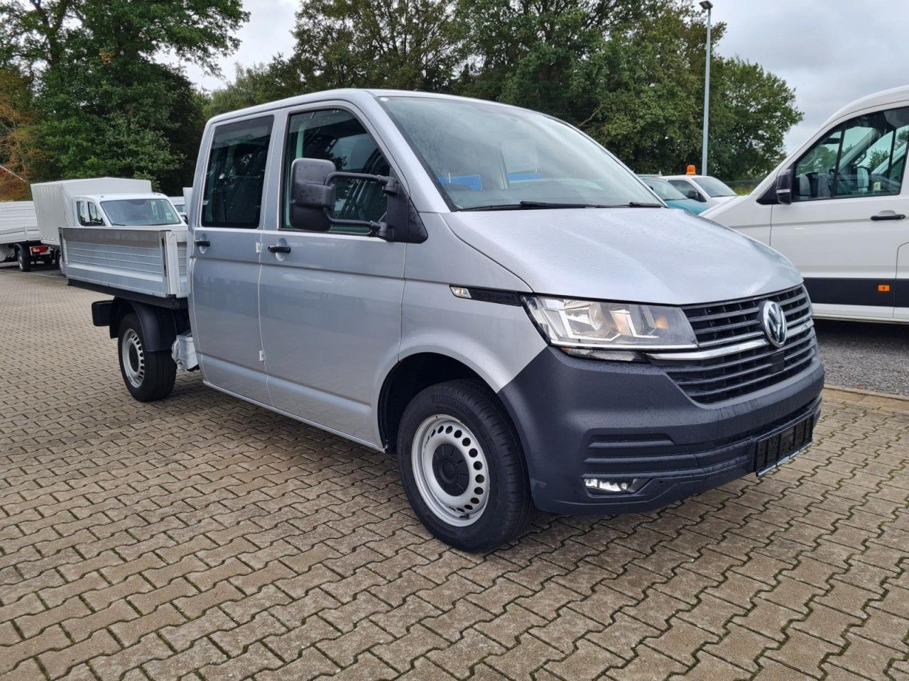 Volkswagen T6.1 Doka Pritsche Plane 6-Sitze Klima Komfort - Dostavno vozilo sa ceradom, Dostavno vozilo sa duplom kabinom: slika 3 Volkswagen T6.1 Doka Pritsche Plane 6-Sitze Klima Komfort - Dostavno vozilo sa ceradom, Dostavno vozilo sa duplom kabinom: slika 3