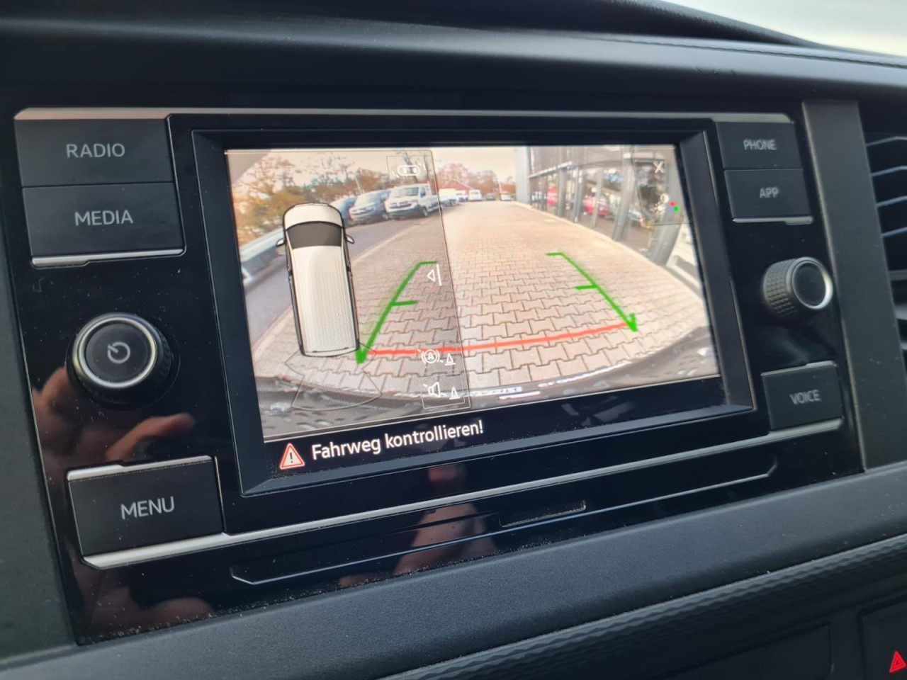 Mali kombi Volkswagen T6.1 Kasten TDI lang L2H1 DSG PDC KLIMA KAMERA: slika 13 Mali kombi Volkswagen T6.1 Kasten TDI lang L2H1 DSG PDC KLIMA KAMERA: slika 13