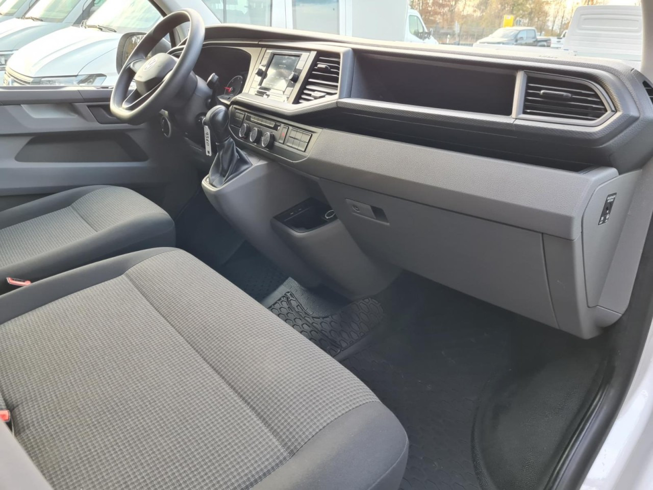 Mali kombi Volkswagen T6.1 Kasten TDI lang L2H1 DSG PDC KLIMA KAMERA: slika 14 Mali kombi Volkswagen T6.1 Kasten TDI lang L2H1 DSG PDC KLIMA KAMERA: slika 14