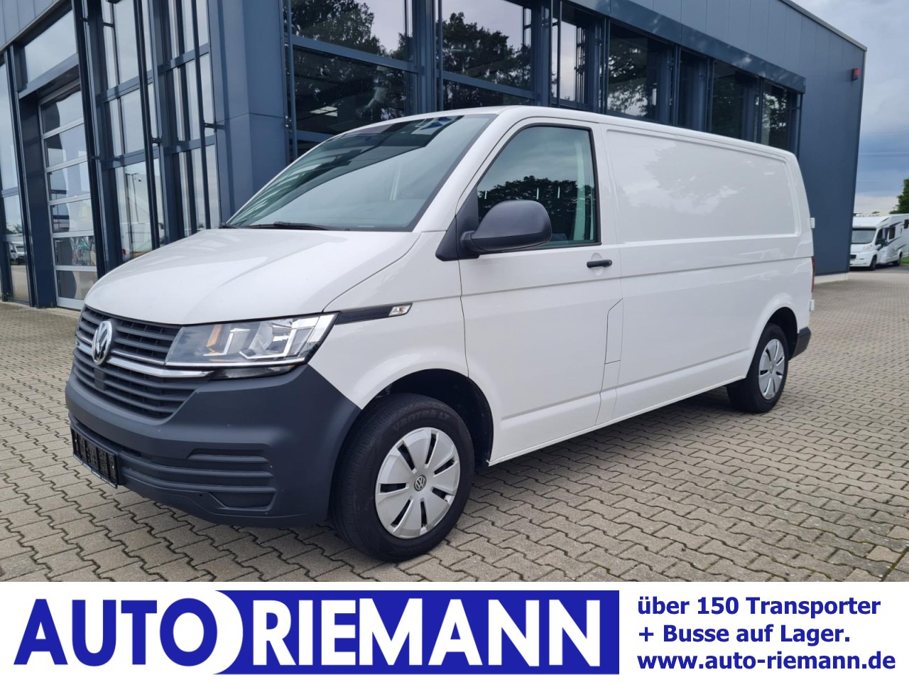Volkswagen T6.1 Kasten TDi lang Flügeltüren KLIMA Verkleidungen - Mali kombi: slika 1 Volkswagen T6.1 Kasten TDi lang Flügeltüren KLIMA Verkleidungen - Mali kombi: slika 1