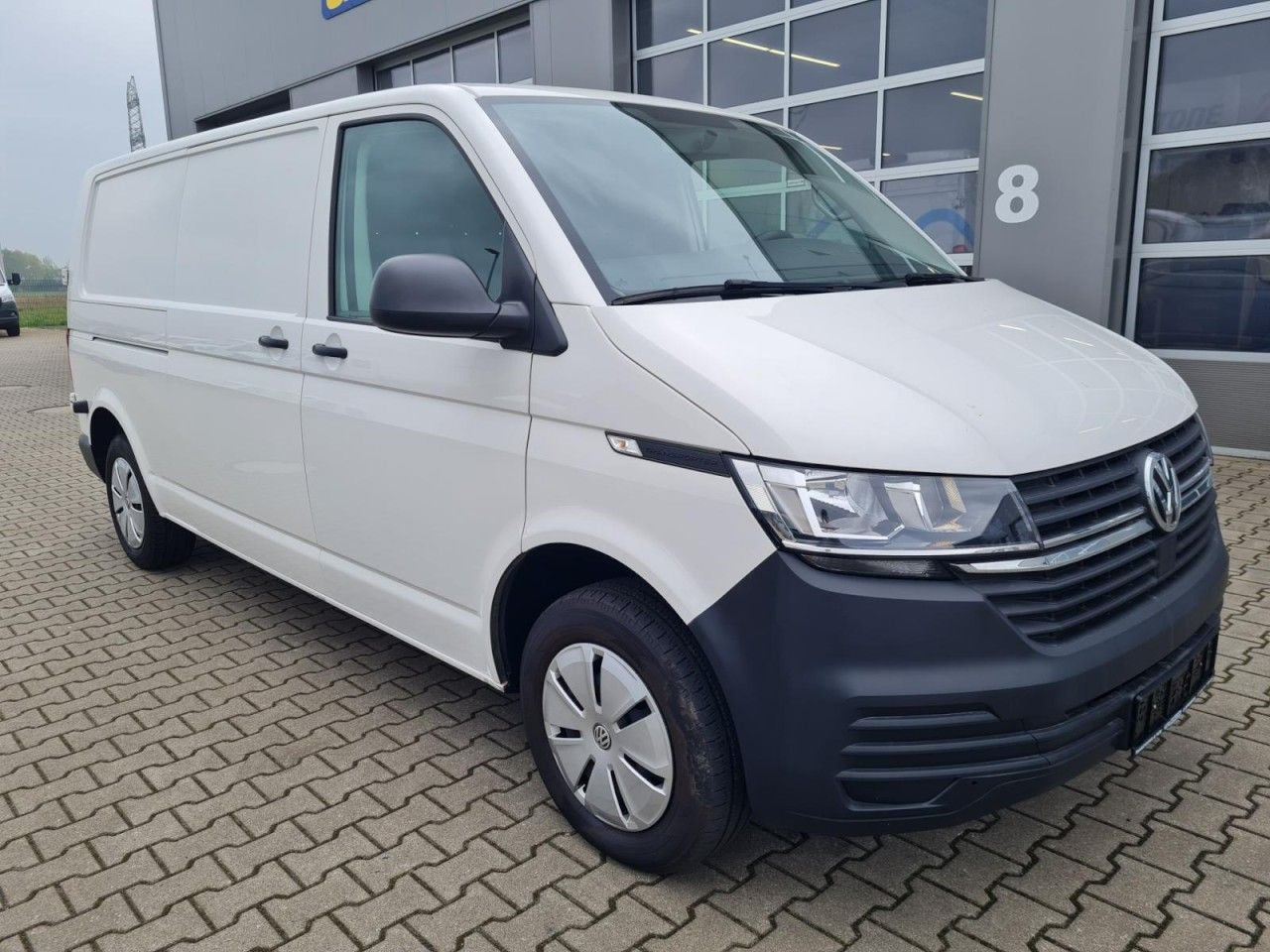 Volkswagen T6.1 Kasten lang Flügeltüren KLIMA KOMFORT PDC - Mali kombi: slika 3 Volkswagen T6.1 Kasten lang Flügeltüren KLIMA KOMFORT PDC - Mali kombi: slika 3