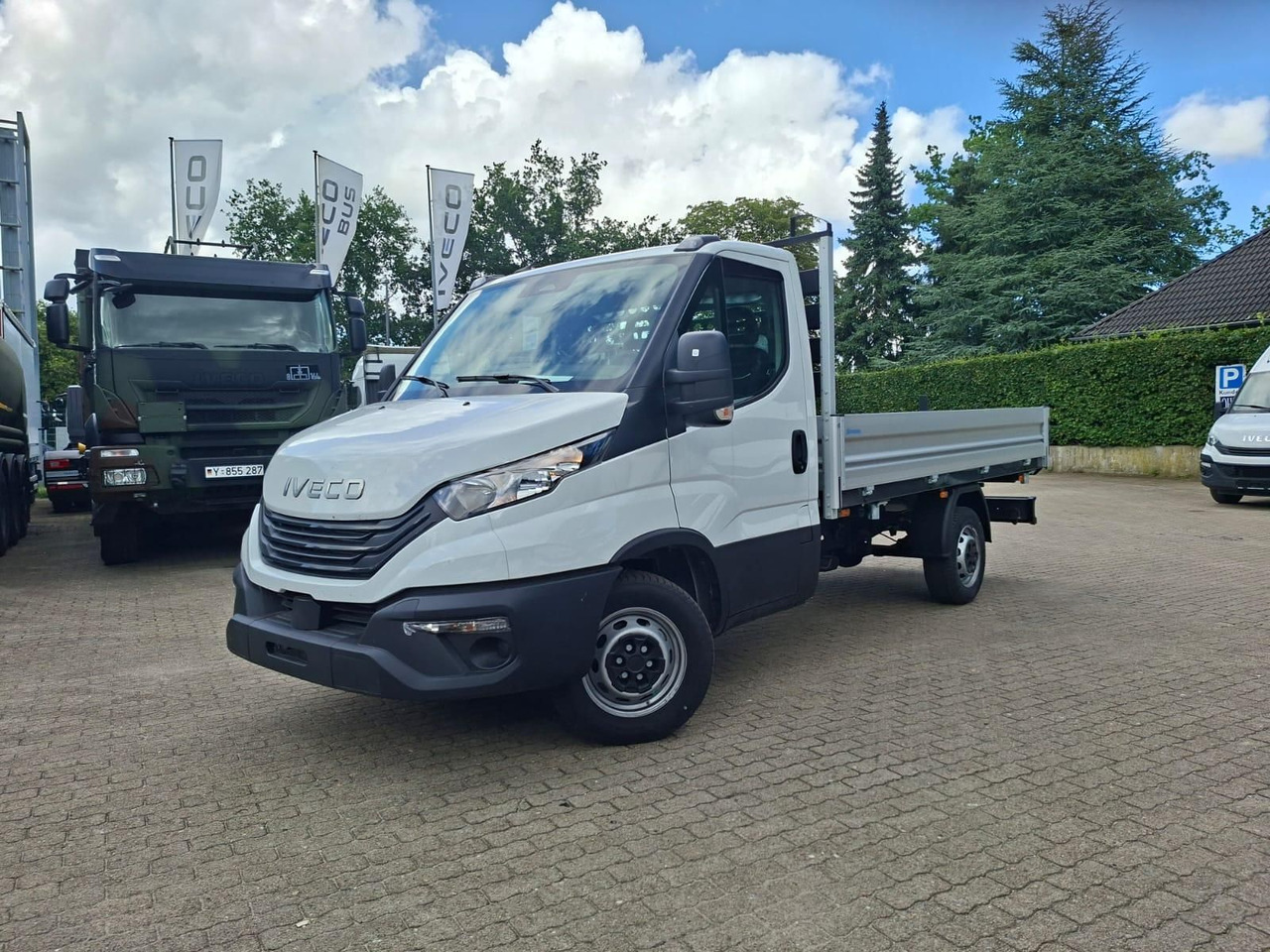 Iveco Daily 35S14A8Y Henschel 3-Seiten Kipper 100 k... - Dostavno vozilo s ravnom platformom: slika 1 Iveco Daily 35S14A8Y Henschel 3-Seiten Kipper 100 k... - Dostavno vozilo s ravnom platformom: slika 1