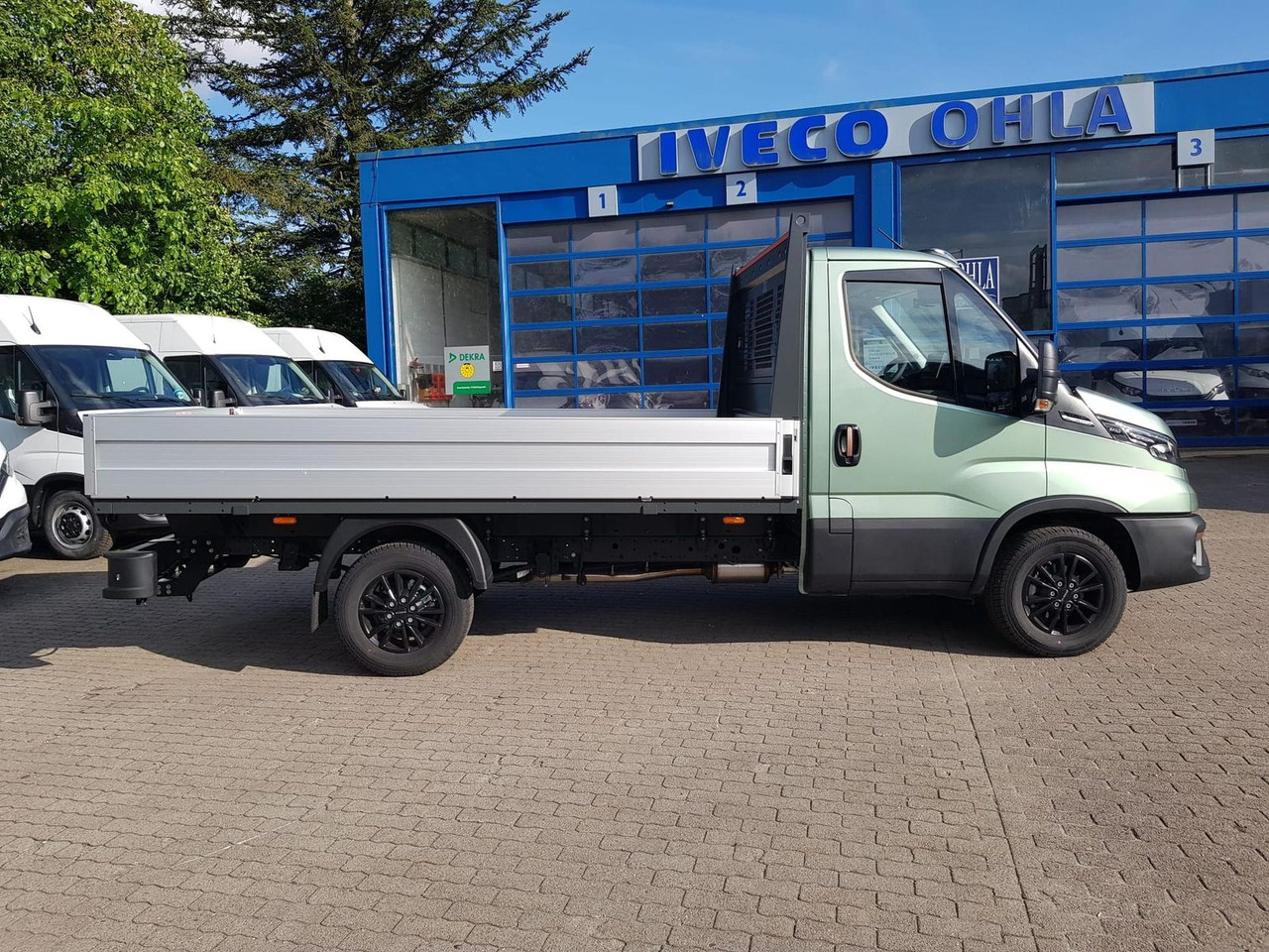 Dostavno vozilo s ravnom platformom Iveco Daily 35S14HA8  Pritsche AHK 100 kW (136 PS),...: slika 8