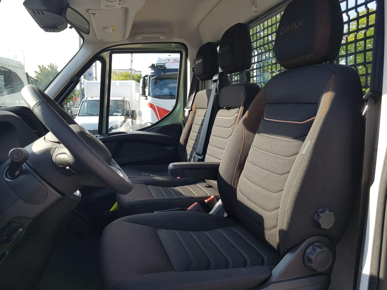 Dostavno vozilo s ravnom platformom Iveco Daily 35S14HA8  Pritsche AHK 100 kW (136 PS),...: slika 12