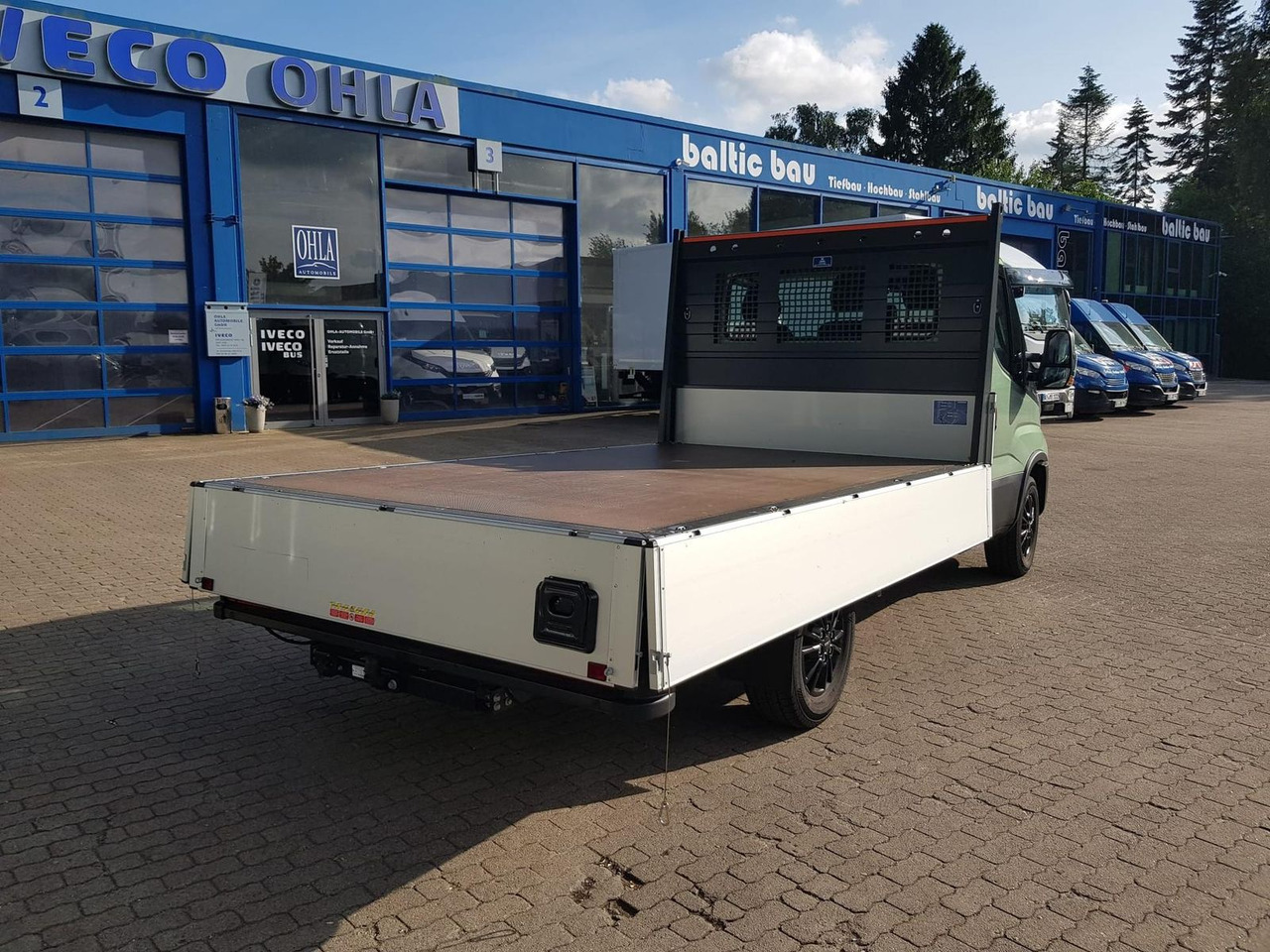 Dostavno vozilo s ravnom platformom Iveco Daily 35S14HA8  Pritsche AHK 100 kW (136 PS),...: slika 6