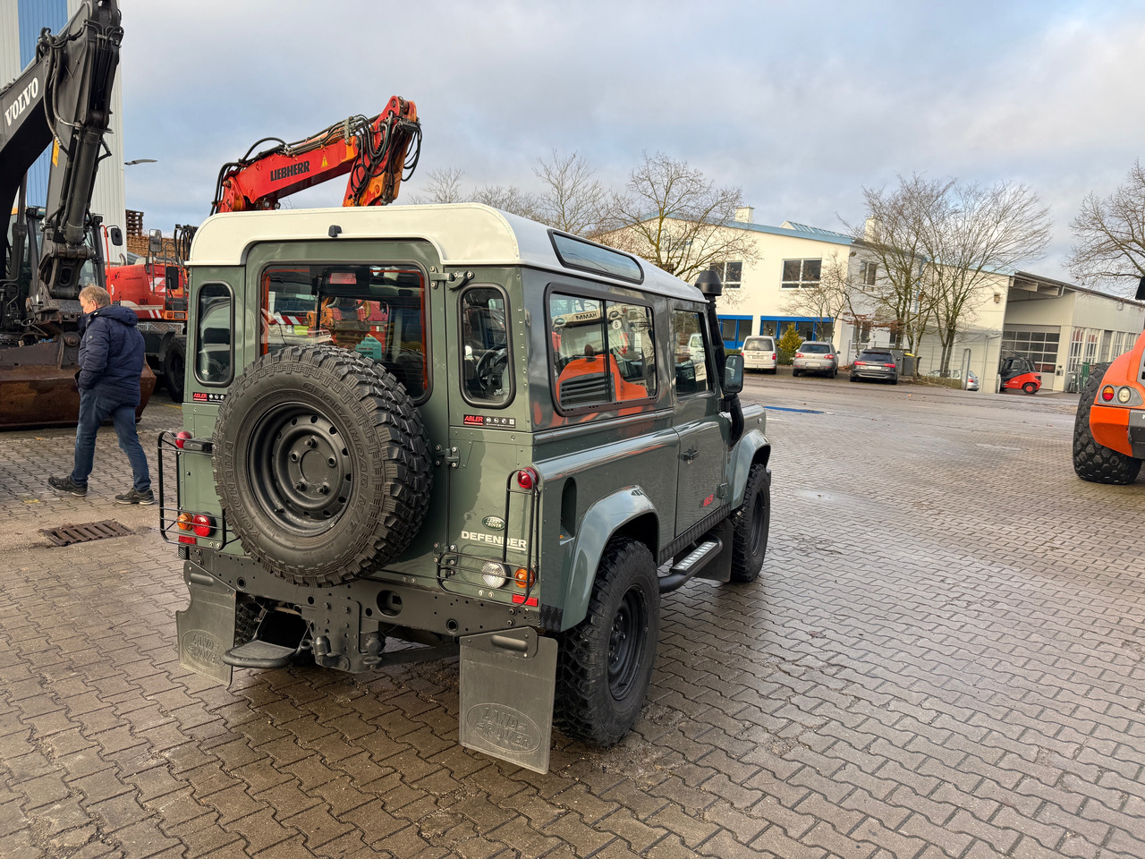 Land Rover Defender 90 2.4TD4 LKW Zulassung AHK - Automobil: slika 5 Land Rover Defender 90 2.4TD4 LKW Zulassung AHK - Automobil: slika 5