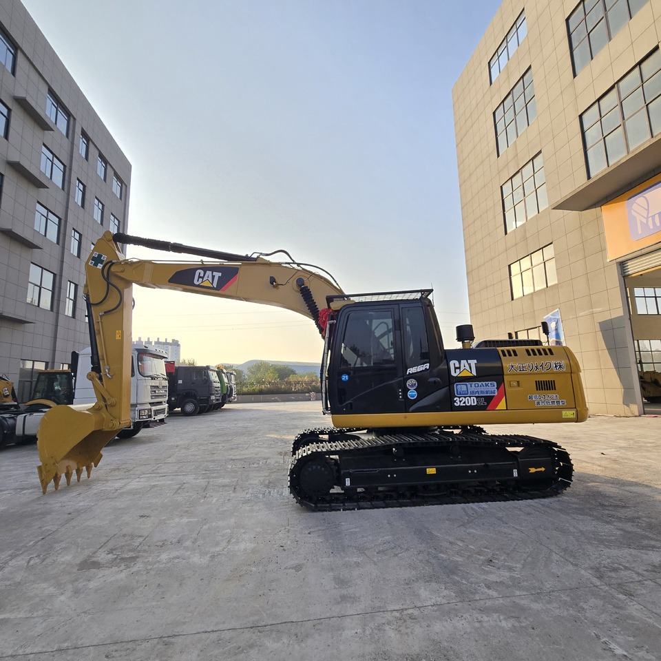 CATERPILLAR 320D - Bager: slika 3 CATERPILLAR 320D - Bager: slika 3