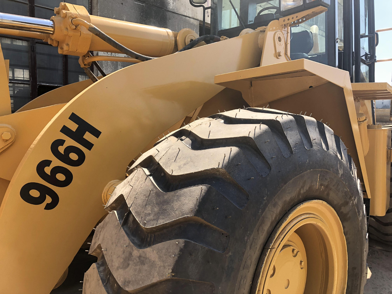 Caterpillar 966H - Utovarivač točkaš: slika 5 Caterpillar 966H - Utovarivač točkaš: slika 5