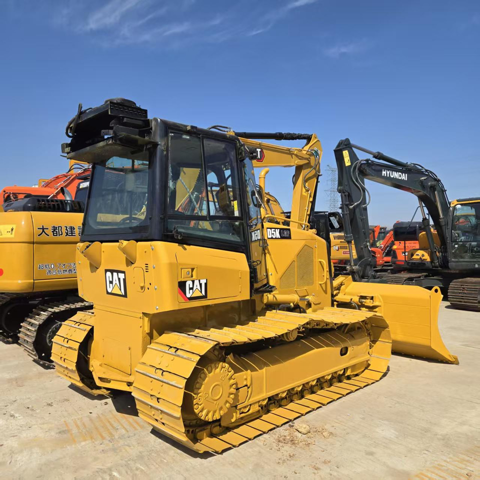 Caterpillar D5K - Bager guseničar: slika 3 Caterpillar D5K - Bager guseničar: slika 3