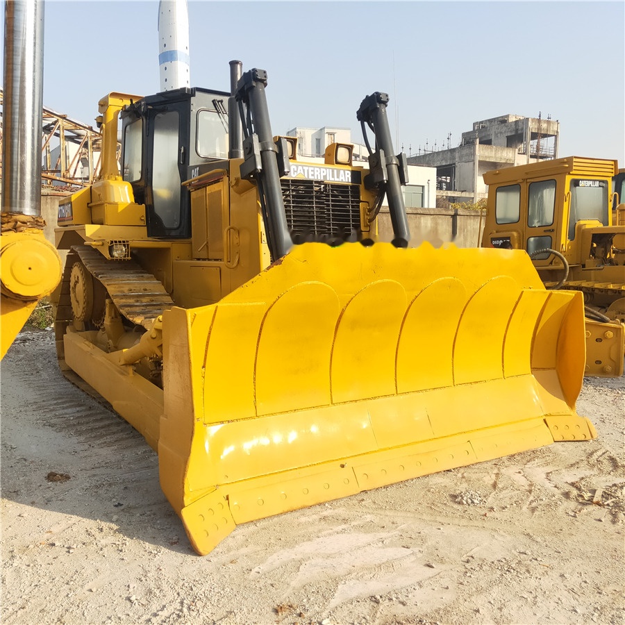 Caterpillar D7H - Buldožer: slika 2 Caterpillar D7H - Buldožer: slika 2