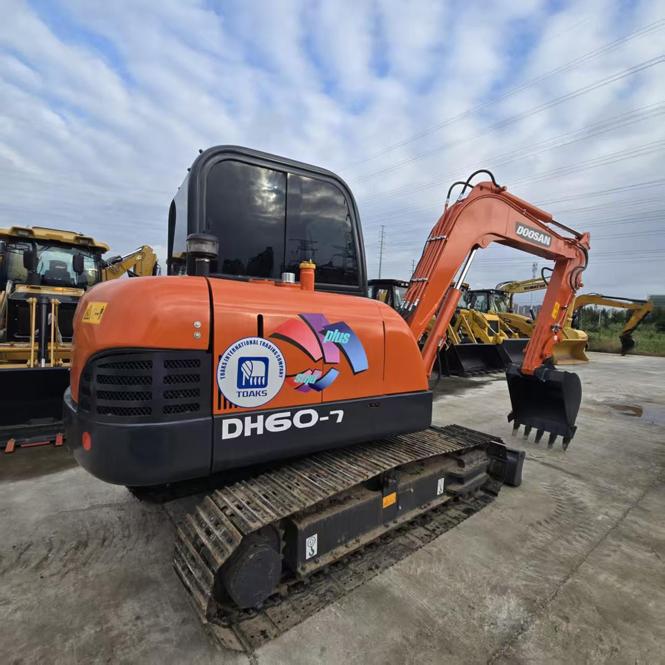DOOSAN DH60 - Mini bager: slika 2 DOOSAN DH60 - Mini bager: slika 2