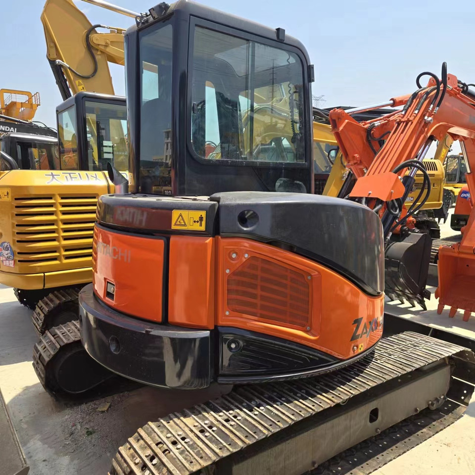 HITACHI ZX50U - Mini bager: slika 2 HITACHI ZX50U - Mini bager: slika 2