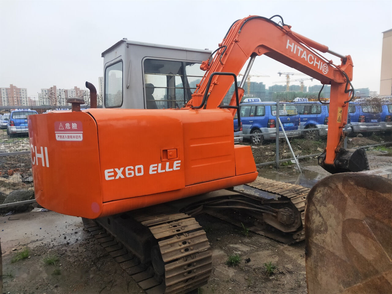 Hitachi EX60 - Bager guseničar: slika 2 Hitachi EX60 - Bager guseničar: slika 2