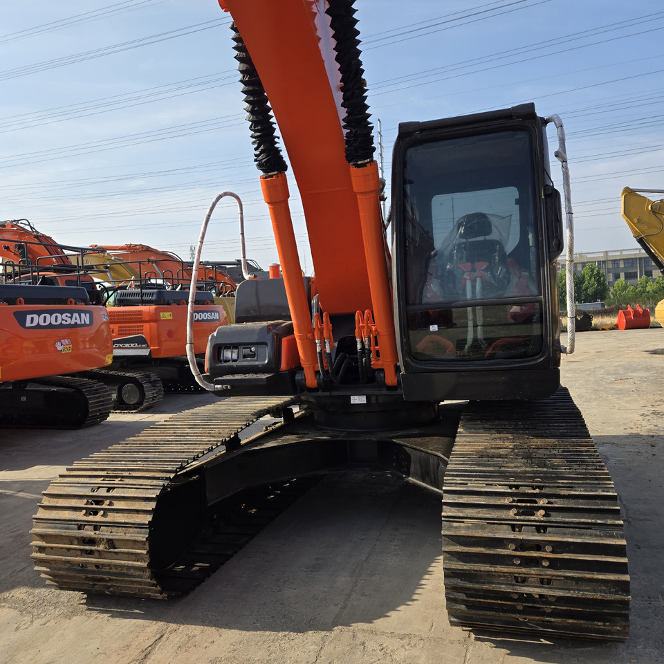 Hitachi ZX210 - Bager: slika 3 Hitachi ZX210 - Bager: slika 3