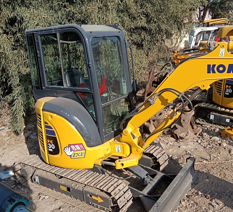 Komatsu PC30MR - Mini bager: slika 1 Komatsu PC30MR - Mini bager: slika 1