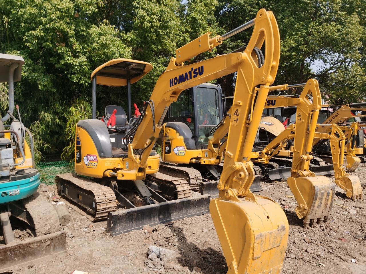 Komatsu PC35MR - Bager guseničar: slika 2 Komatsu PC35MR - Bager guseničar: slika 2