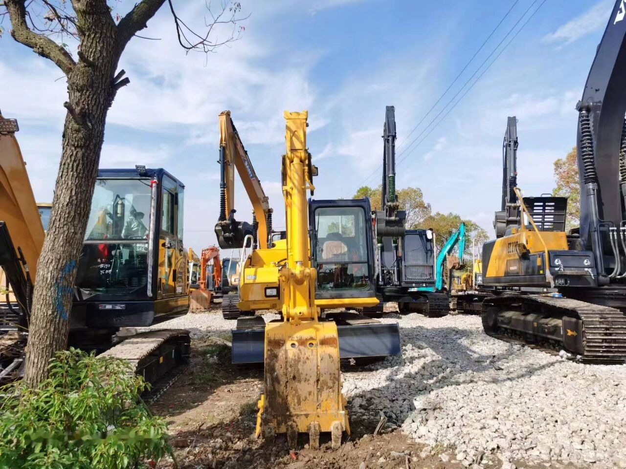 Bager guseničar Komatsu PC70-8: slika 6