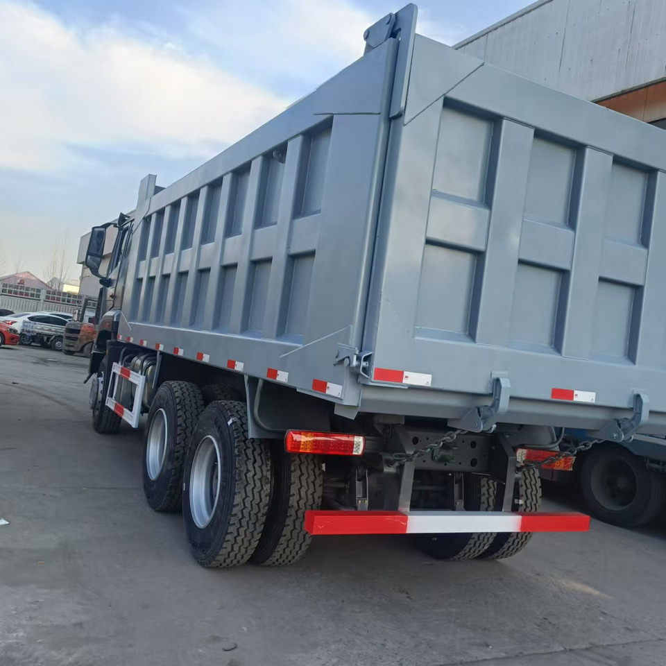 Sinotruk HOHAN 6*4 Dump truck - Istovarivač: slika 5 Sinotruk HOHAN 6*4 Dump truck - Istovarivač: slika 5