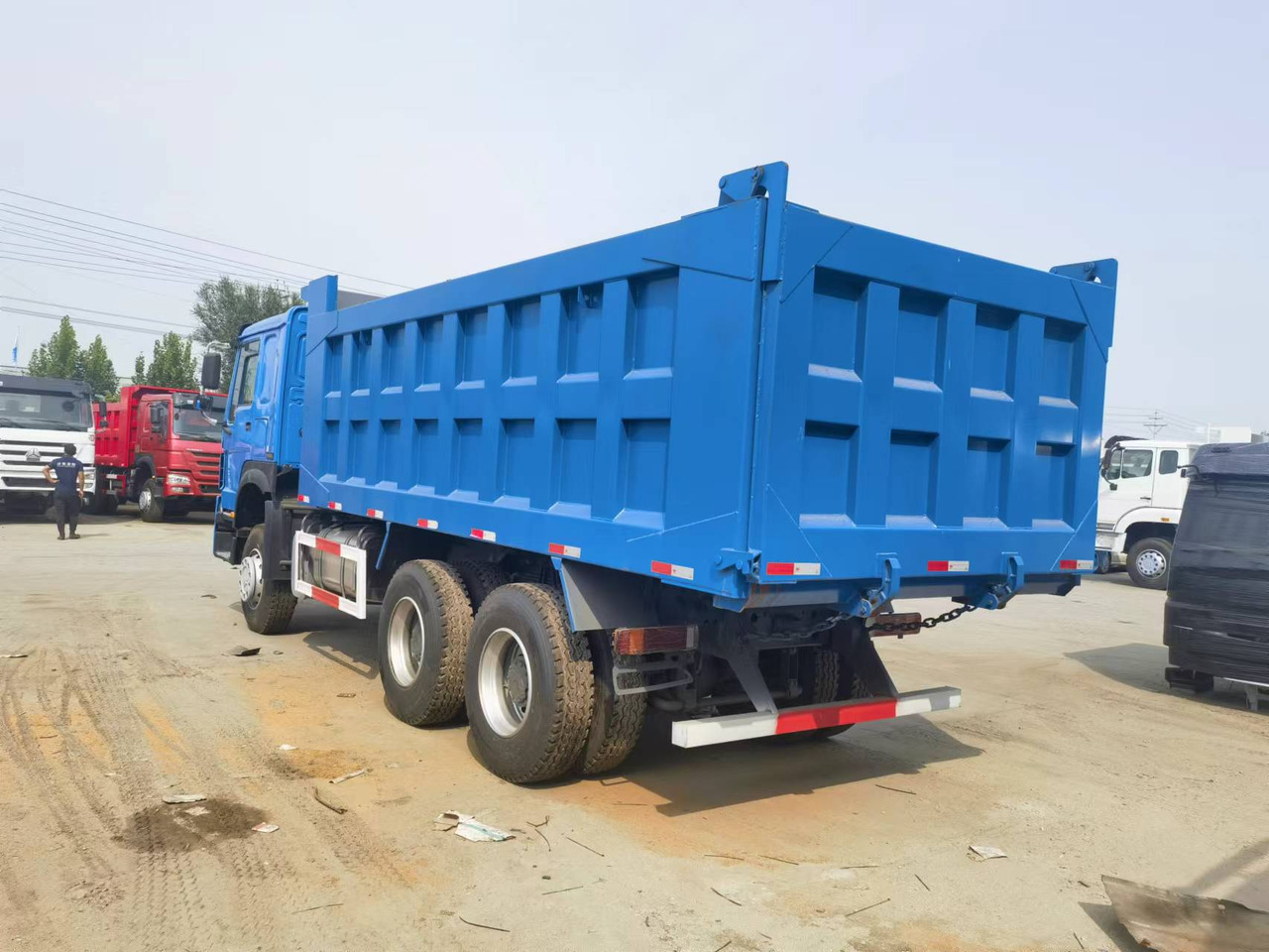 Sinotruk HOWO 371 6*4 Dump truck - Istovarivač: slika 5 Sinotruk HOWO 371 6*4 Dump truck - Istovarivač: slika 5