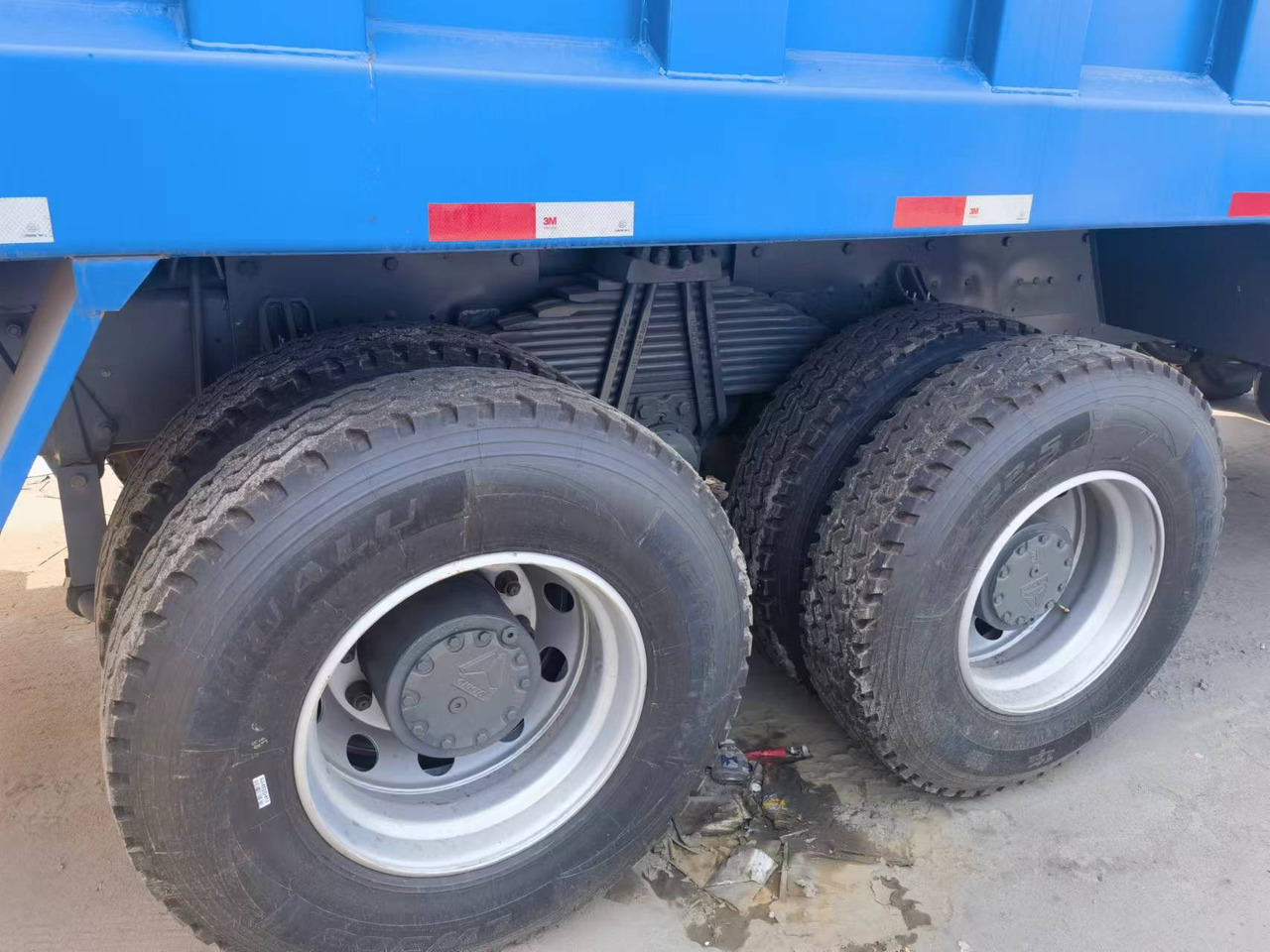 Sinotruk HOWO 371 6*4 Dump truck - Istovarivač: slika 2 Sinotruk HOWO 371 6*4 Dump truck - Istovarivač: slika 2