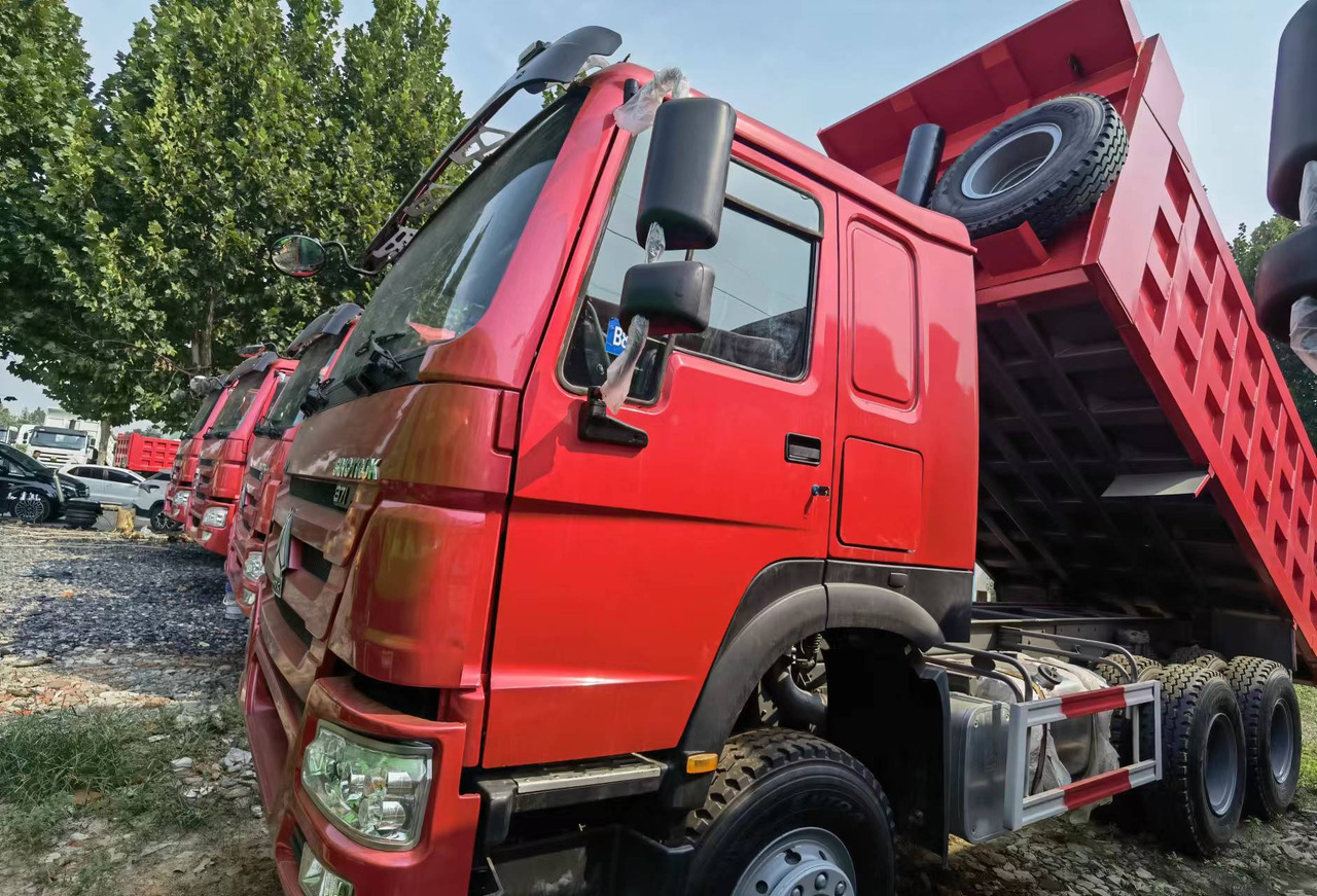 Sinotruk HOWO 371 6*4 Dump truck - Istovarivač: slika 2 Sinotruk HOWO 371 6*4 Dump truck - Istovarivač: slika 2