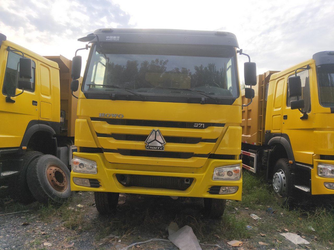 Sinotruk HOWO 371 6*4 Dump truck - Istovarivač: slika 4 Sinotruk HOWO 371 6*4 Dump truck - Istovarivač: slika 4