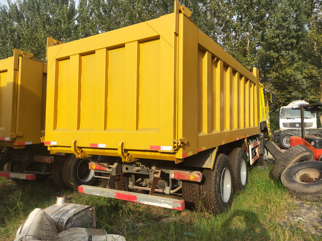 Sinotruk HOWO 371 6*4 Dump truck - Istovarivač: slika 5 Sinotruk HOWO 371 6*4 Dump truck - Istovarivač: slika 5